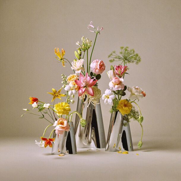 GJ LITUUS VASE MEDIUM