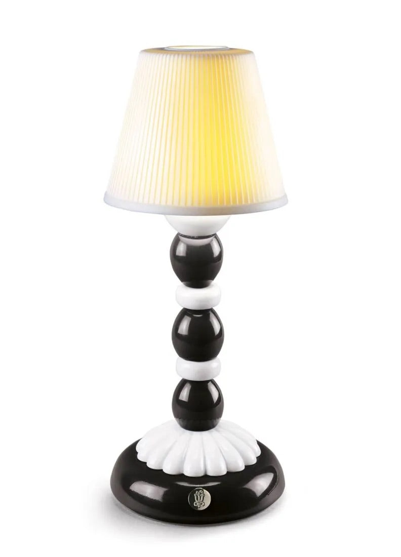 Palm Firefly Lamba - Black & White