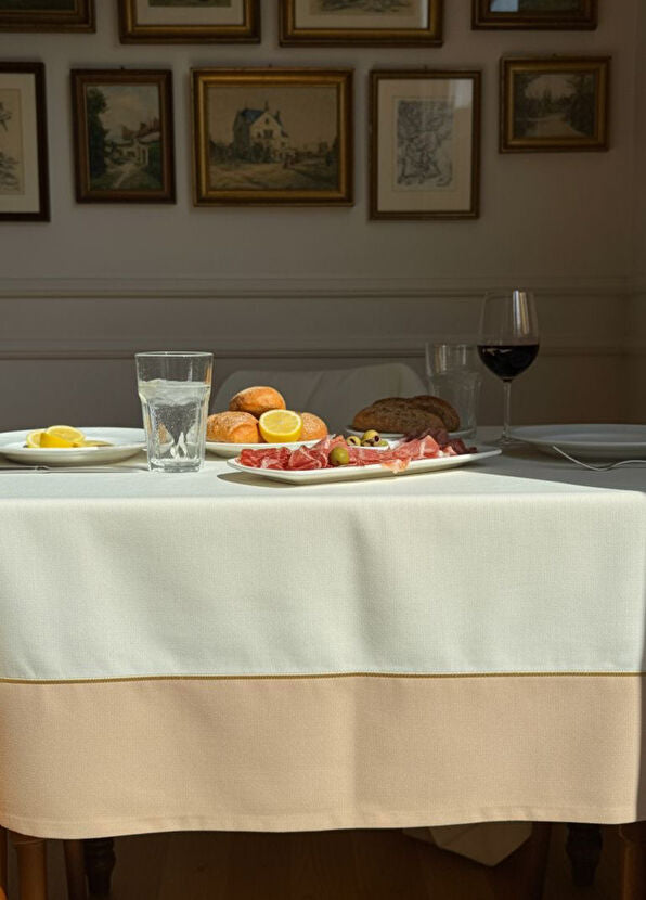 Pure Harmony Masa Örtüsü