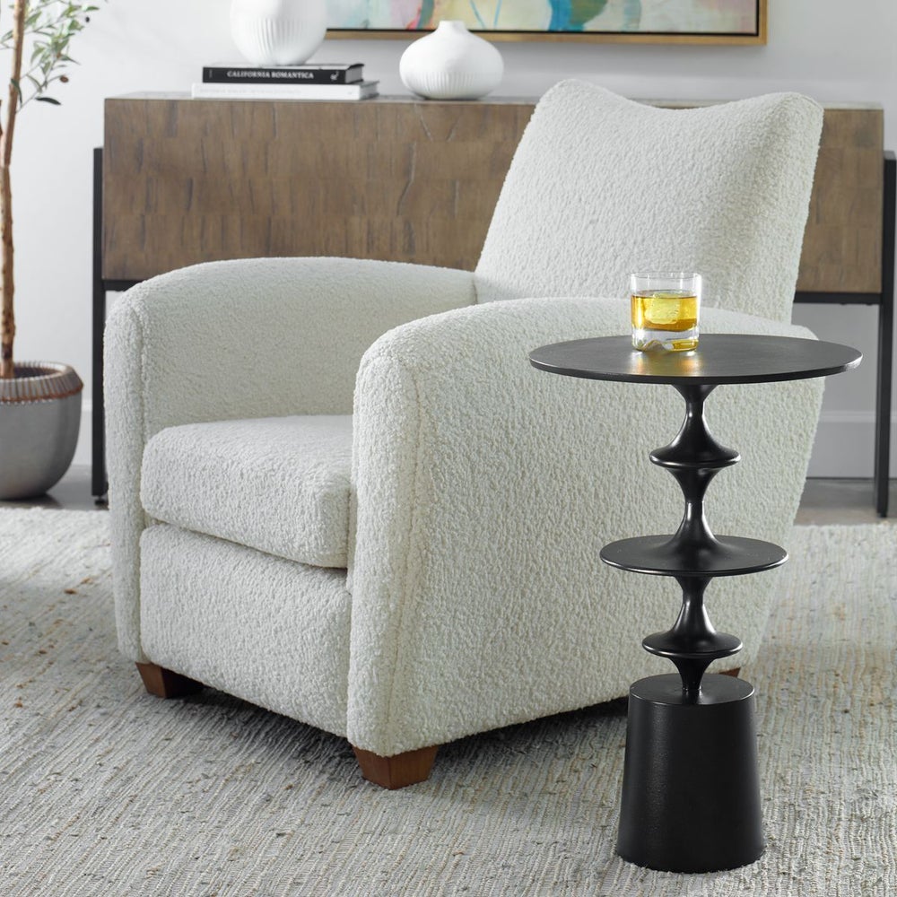 Flight Accent Table